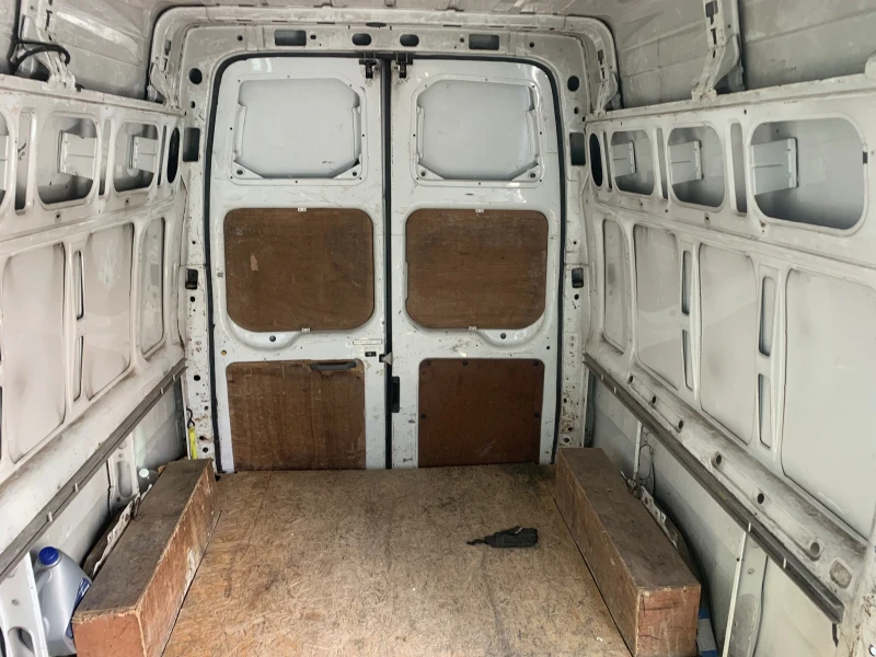 Ford Transit T350L RWD 2, 4 D, снимка 9 - Бусове и автобуси - 48344816