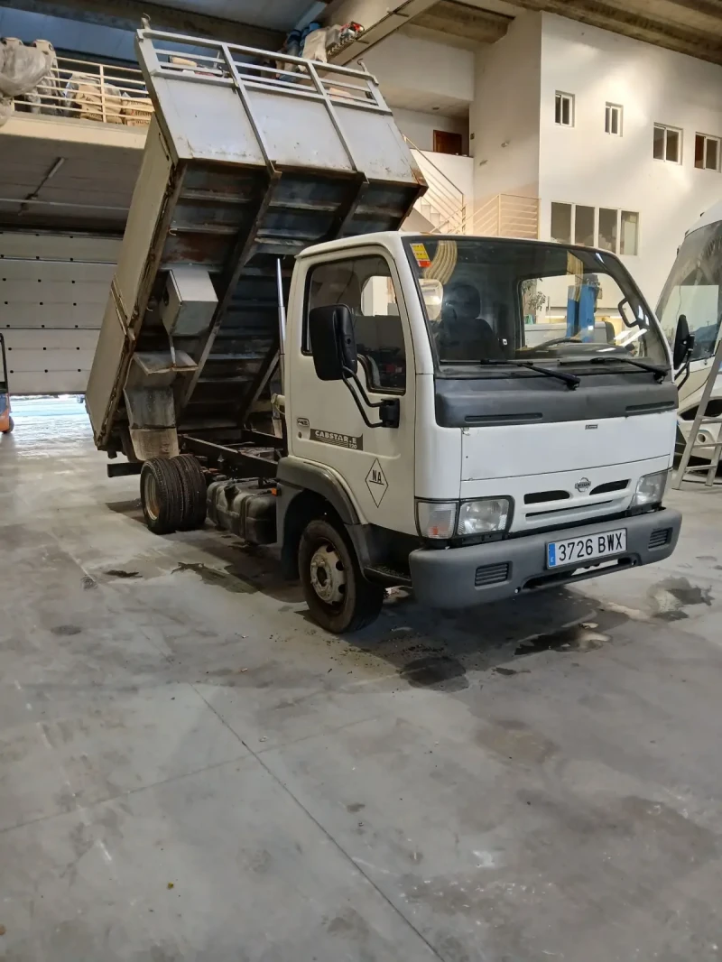 Nissan Capstar, снимка 1 - Бусове и автобуси - 48371441