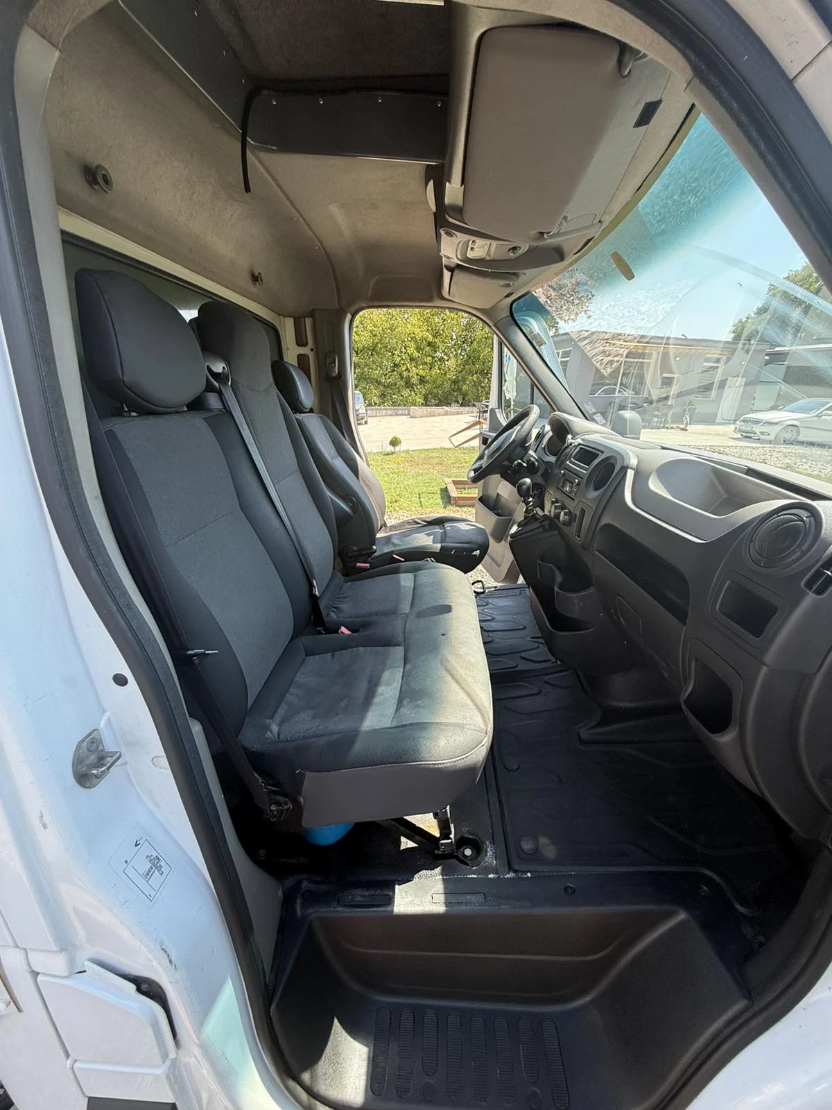 Renault Master, снимка 8 - Бусове и автобуси - 55705931