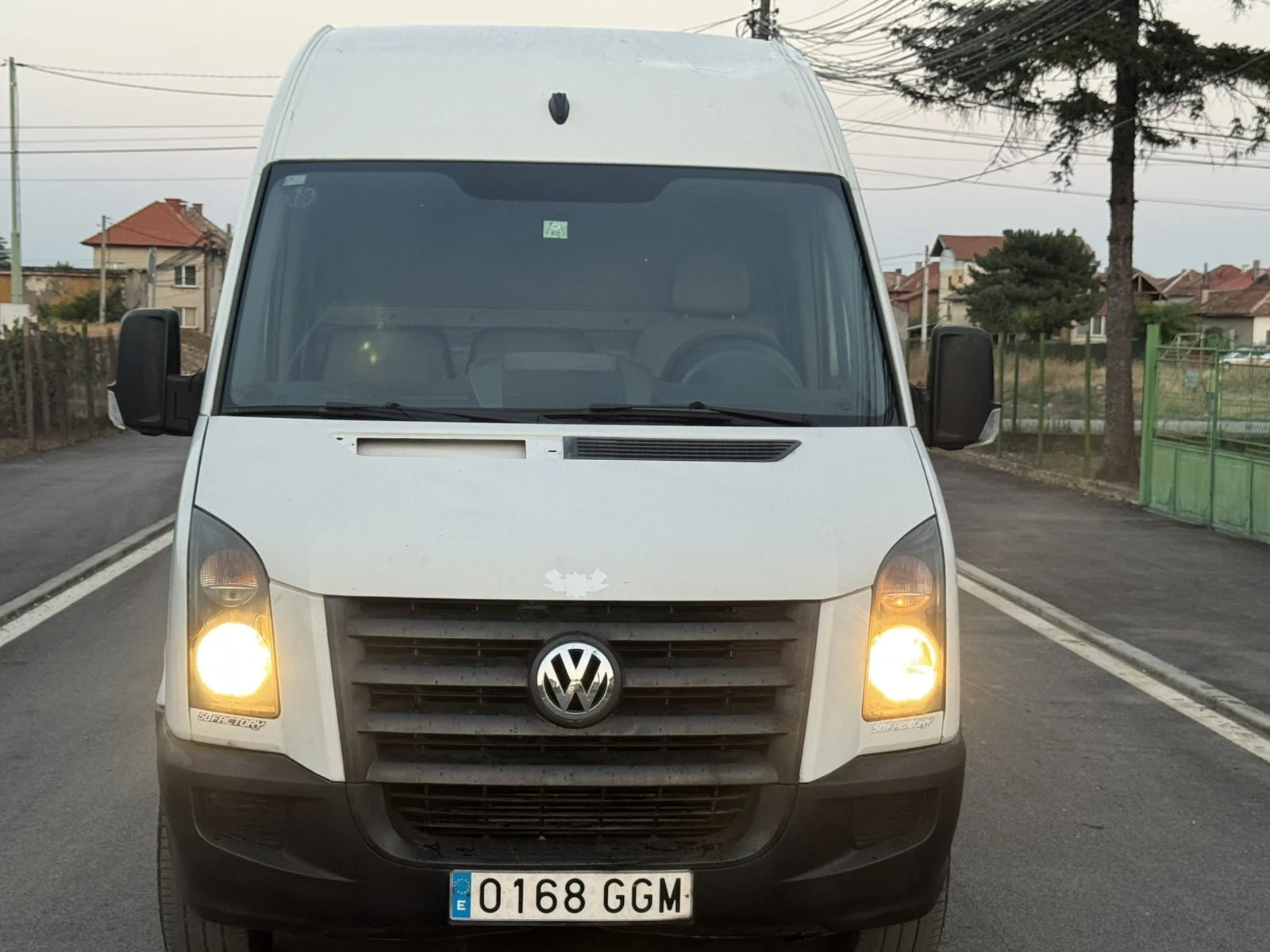VW Crafter 2.5tdi klimatik 6skorosti, снимка 5 - Бусове и автобуси - 56208739