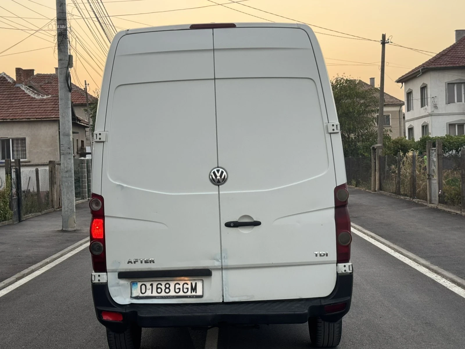 VW Crafter 2.5tdi klimatik 6skorosti, снимка 3 - Бусове и автобуси - 56208739