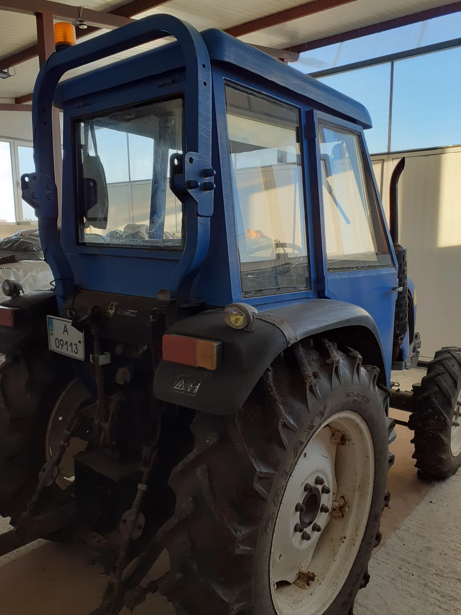 Трактор Ford FT404, снимка 2 - Селскостопанска техника - 56255247