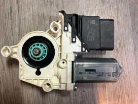 1K0959704P  980856-112         VW SKODA  1K0 959 704 P 973622-104 | Mobile.bg    3